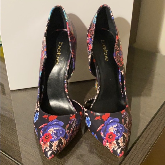 Bebe heels - Picture 3 of 5